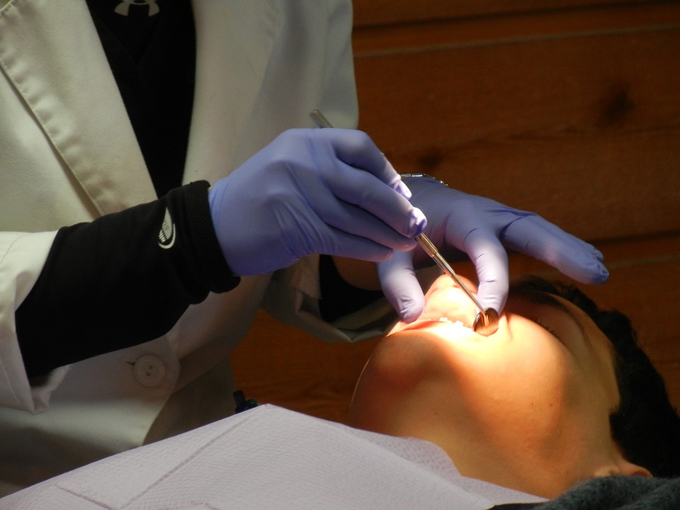 dbanie o zęby w ciąży